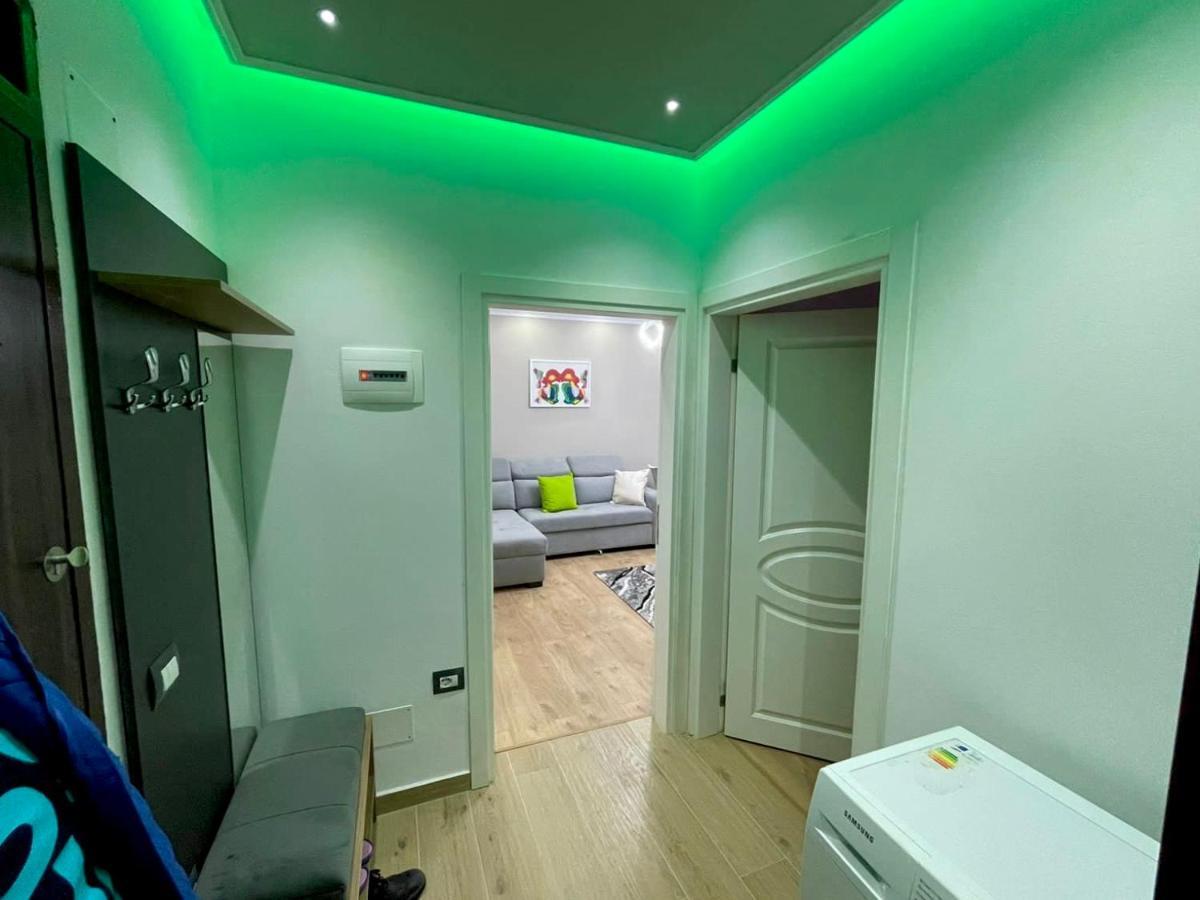 Durres Rebi Apartment Bagian luar foto