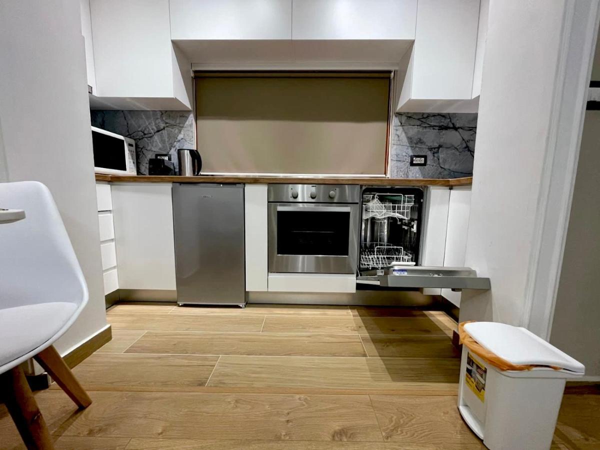 Durres Rebi Apartment Bagian luar foto