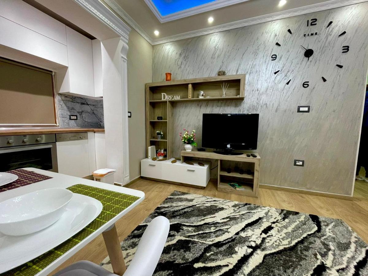 Durres Rebi Apartment Bagian luar foto