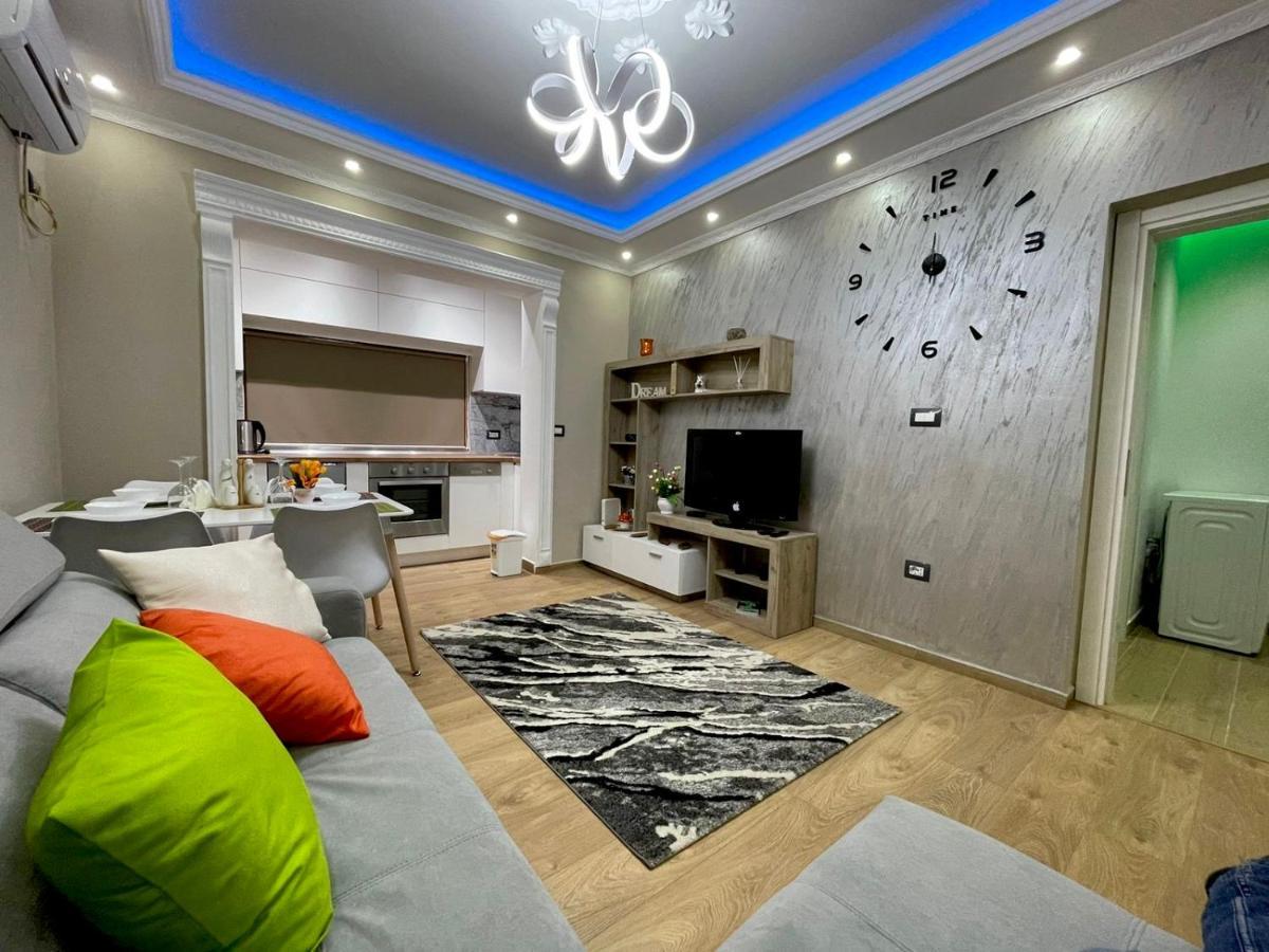 Durres Rebi Apartment Bagian luar foto